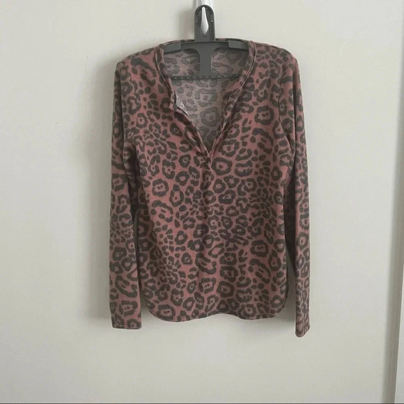Leopard Print Thermal Long Sleeve Top Notch Neck Soft Stretchy Loungewear M - Picture 3 of 5